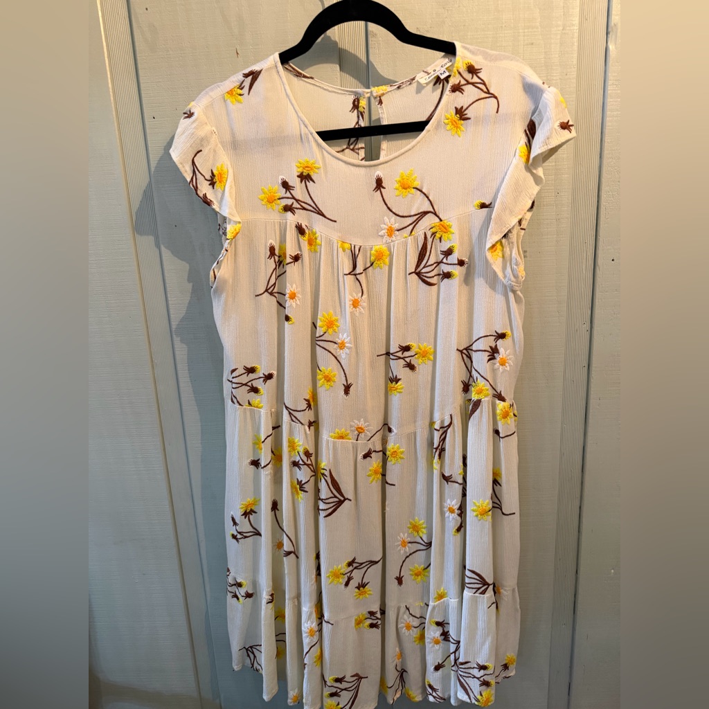 Cousin Earl Floral Dress With Yellow And Brown Embroidery